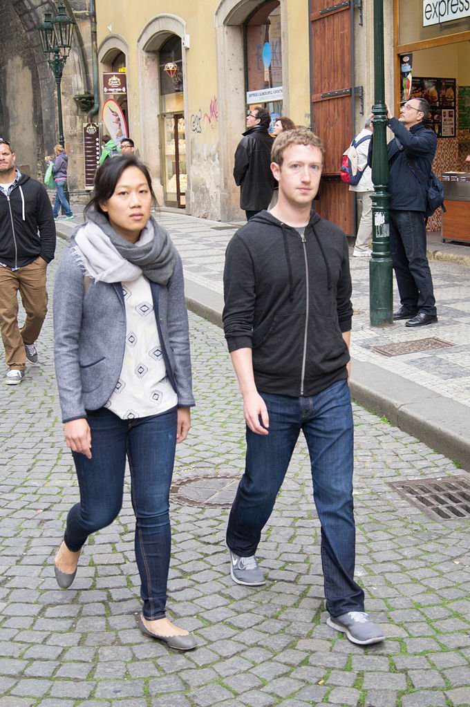 Mark Zuckerberg and Priscilla struggle to contain their obvious delight at being photographed during a walkabout in Prague (Photo: Wikimedia)