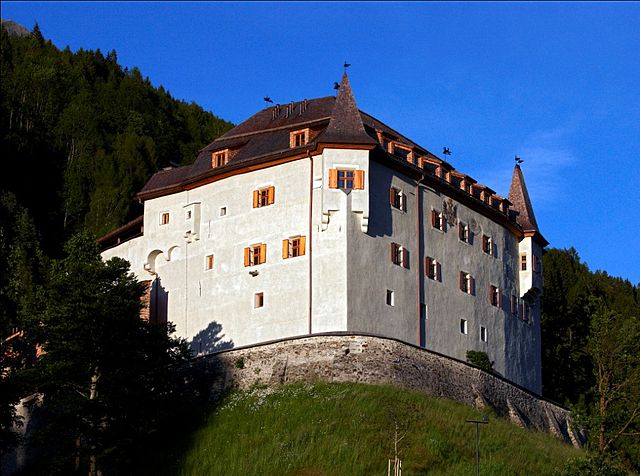 Lengberg Castle, in East Tyrol, Austria. (Photo: Wikimedia/Wolfgang Retter)