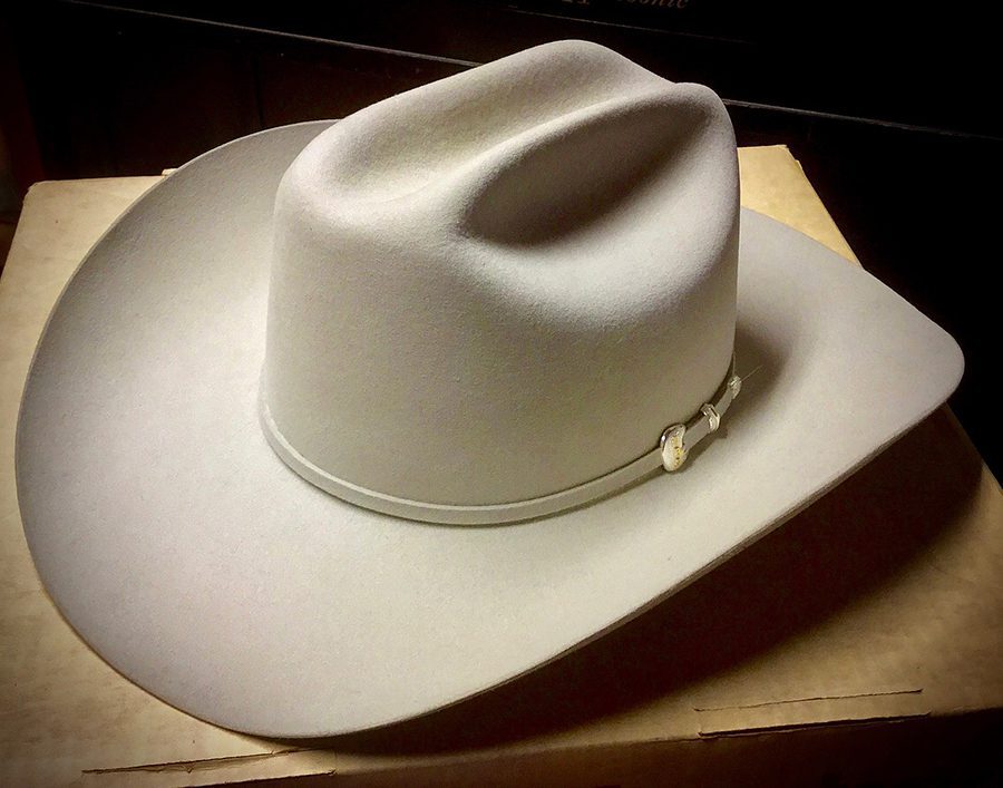 Stetson ten-gallon hat, early 21st century. (Photo: Wikimedia Commons/davidd)