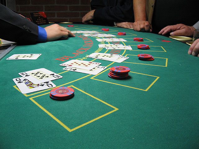 Cognitive neuroscientist Adam Anderson suggests that the Call is actually a defense mechanism based on a Blackjack gambling analogy. (Photo: Wikimedia)