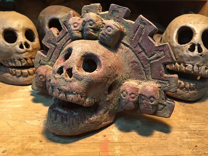 Aztec death whistles have come under a great deal of scientific scrutiny, especially by Roberto Velázquez Cabrera, a mechanical engineer, who has studied the terrifying sound that the whistles generate when blown. They contain two separate air passages that cause opposing air streams to collide, thus producing the eerie noise. (Photo: Imgur)