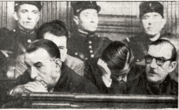 In the foreground, Henri Lafont (left) and Pierre Bonny (right), during the verdict handed down by the Seine Court of Justice on December 11, 1944, sentencing them both to death. (Photo: Wikimedia/Liberation)