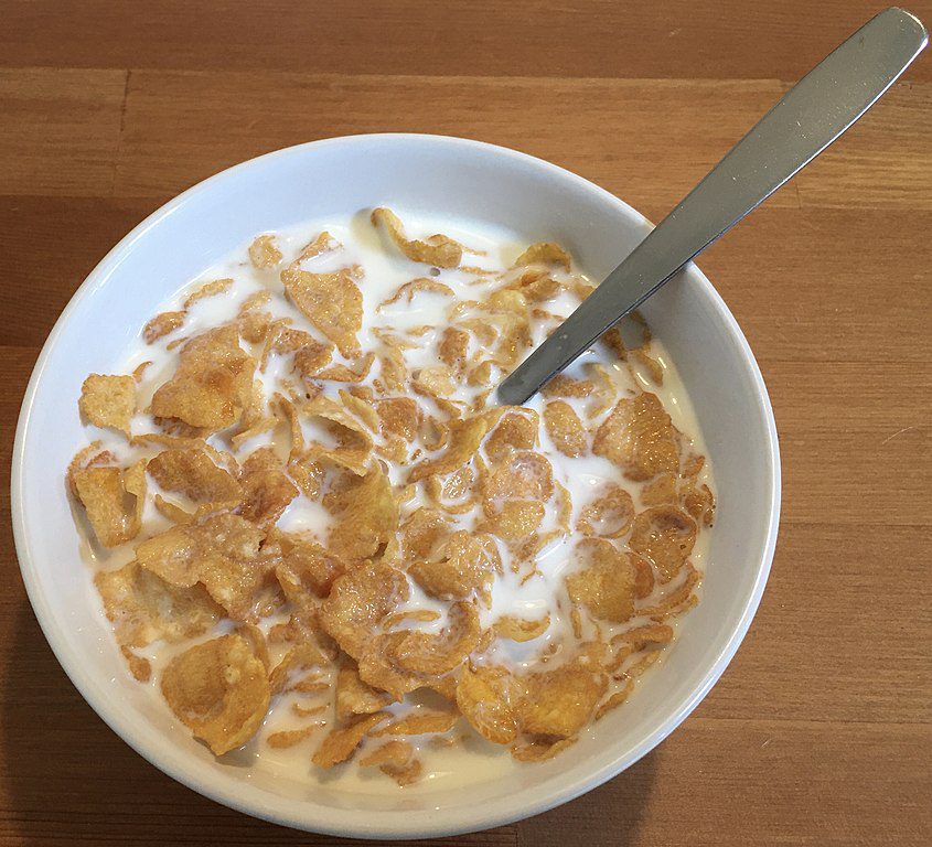 Kellogg's Corn Flakes, with milk