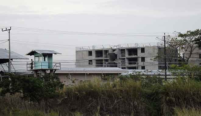 Would you really want to break-in to this? The La Reforma prison in Costa Rica (Source: ticotimes.net)