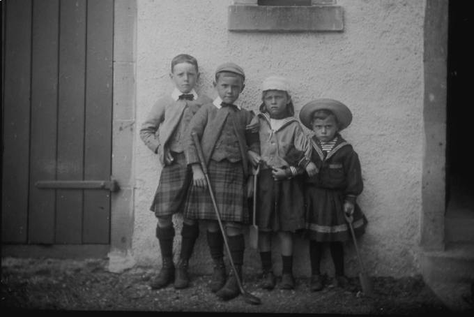 Victorian school archives refer to children 'lamming out' or 'to be on the lam' running away to avoid punishment for fighting. (Photo: Flickr/East Lothian Museums)