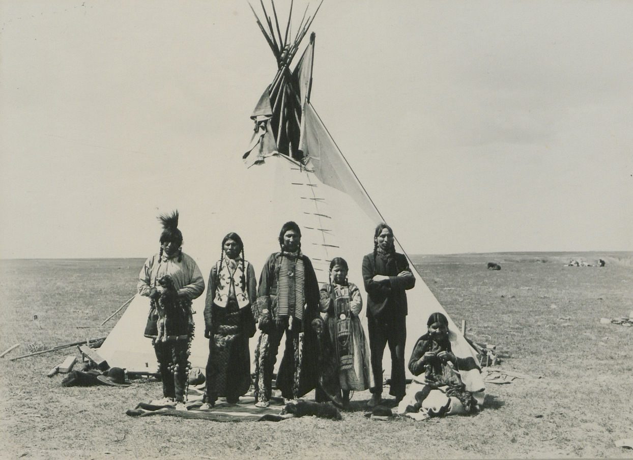 A. W. Gelston, "A Group of Cree Indians" (1893)
