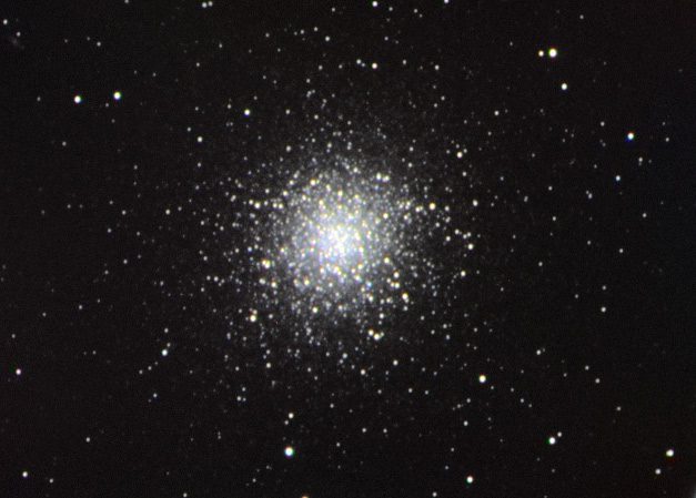 Telescope image of the M13 star cluster.